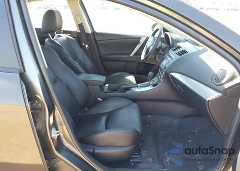 2011 Mazda Mazda3 S Grand Touring z USA, uszkodzony, nr VIN JM1BL1W69B1368420